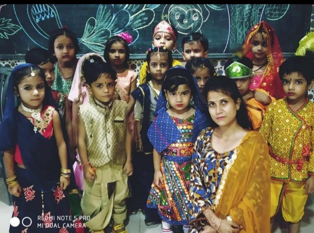 Little ones in ethnic dress